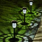 Solarne lampe za baštu