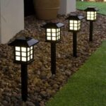 Solarna Dekorativna Lampa Za Dvorište